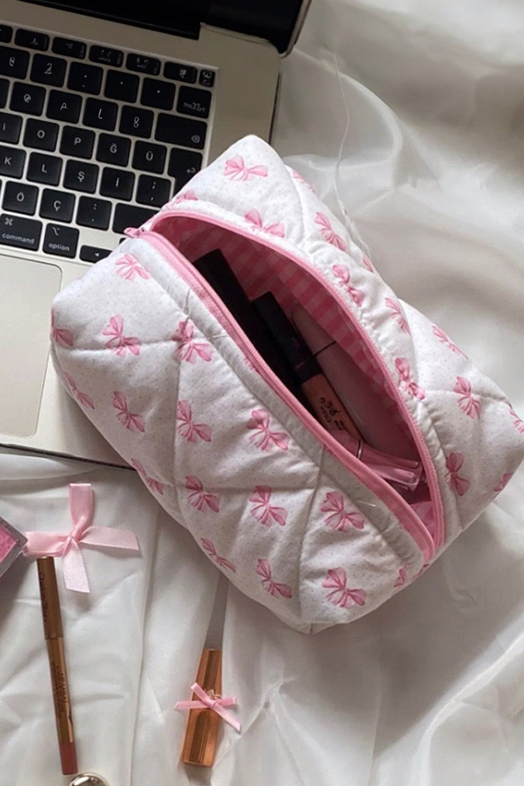 Pink Bow Knot Zipper Makeup Bag
