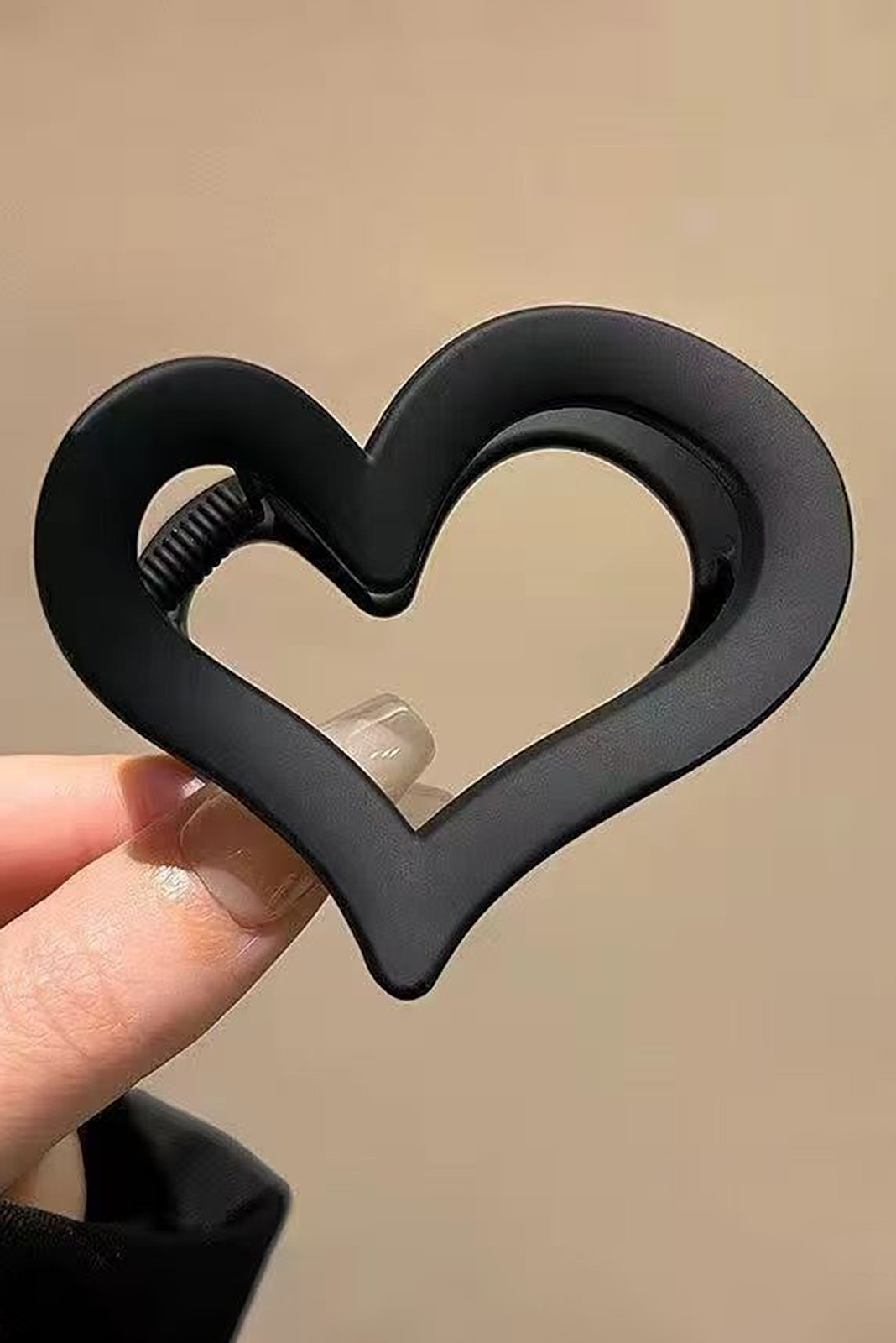 Black Cutout Heart Shape Hair Clip